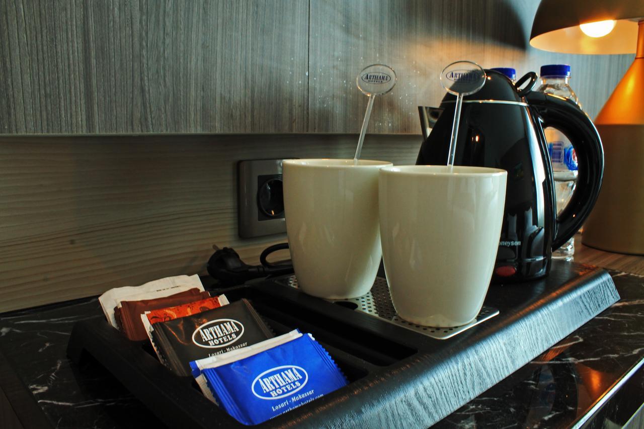 Arthama Hotels Makassar Extérieur photo